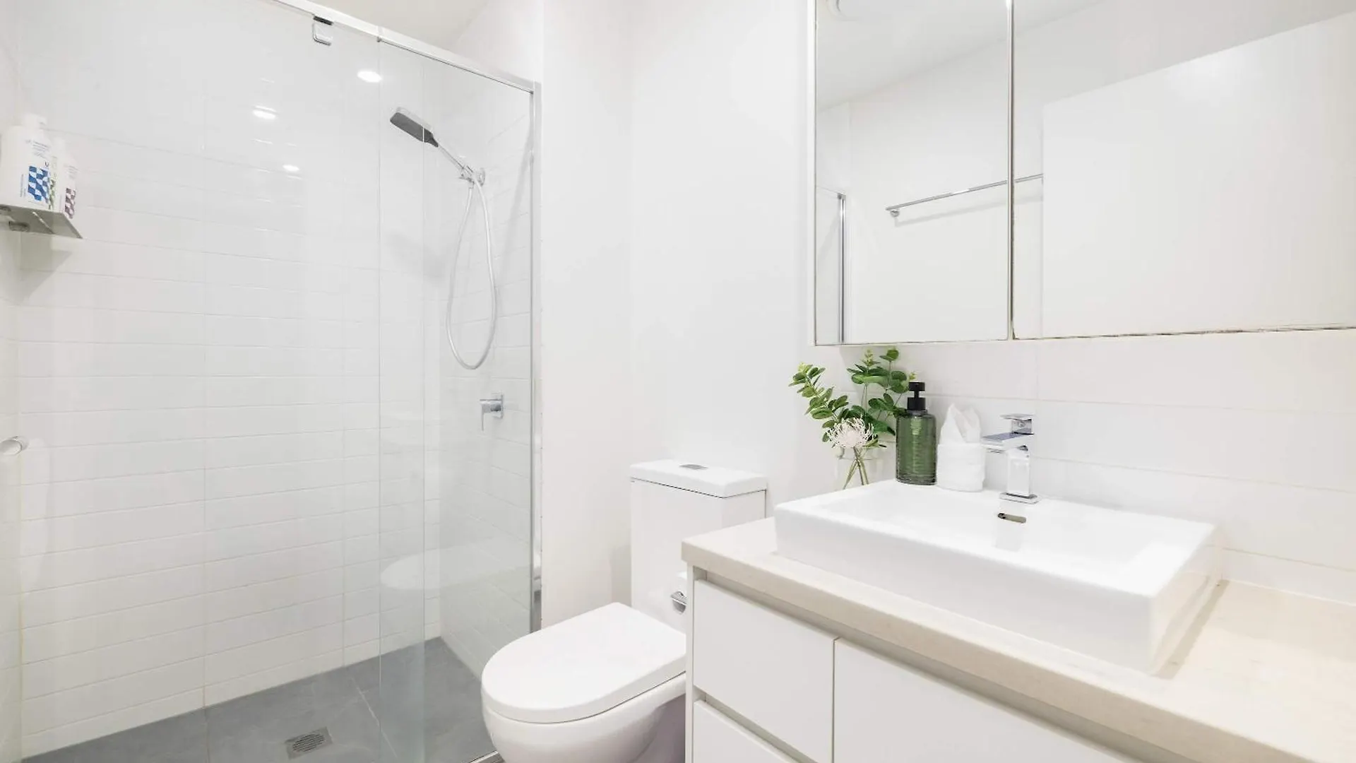 Adorable Fresh 1Br Apt With Parking Central Wifi Brisbane 0*,  Australia